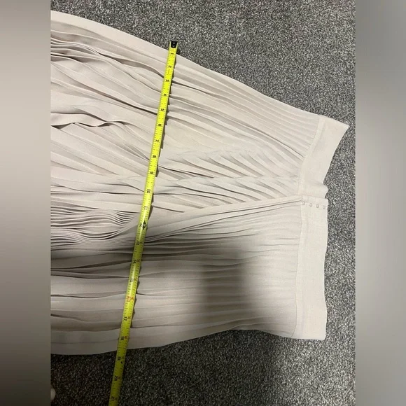 Vince skirt size 4 - Picture 8 of 8